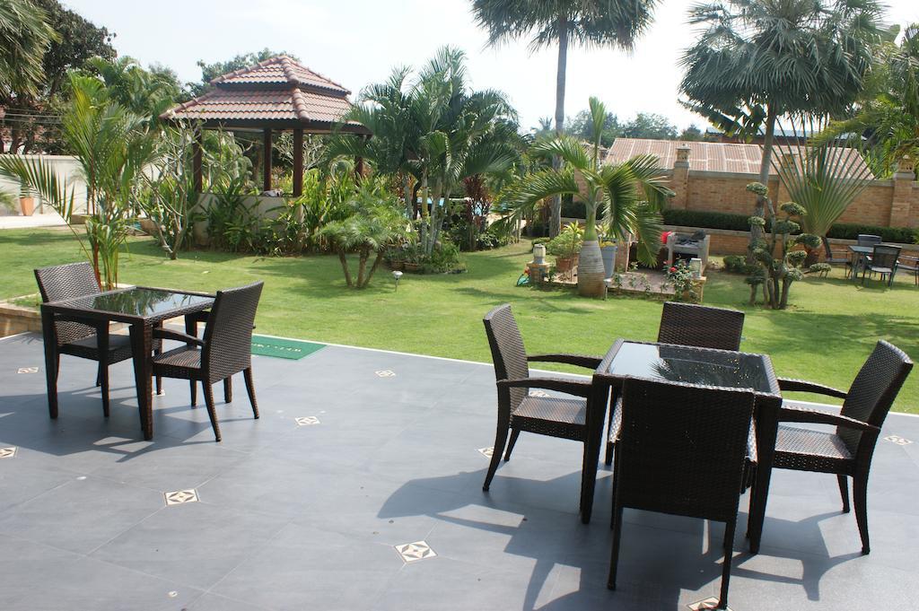 Sumali Villa Sing Buri Exterior foto