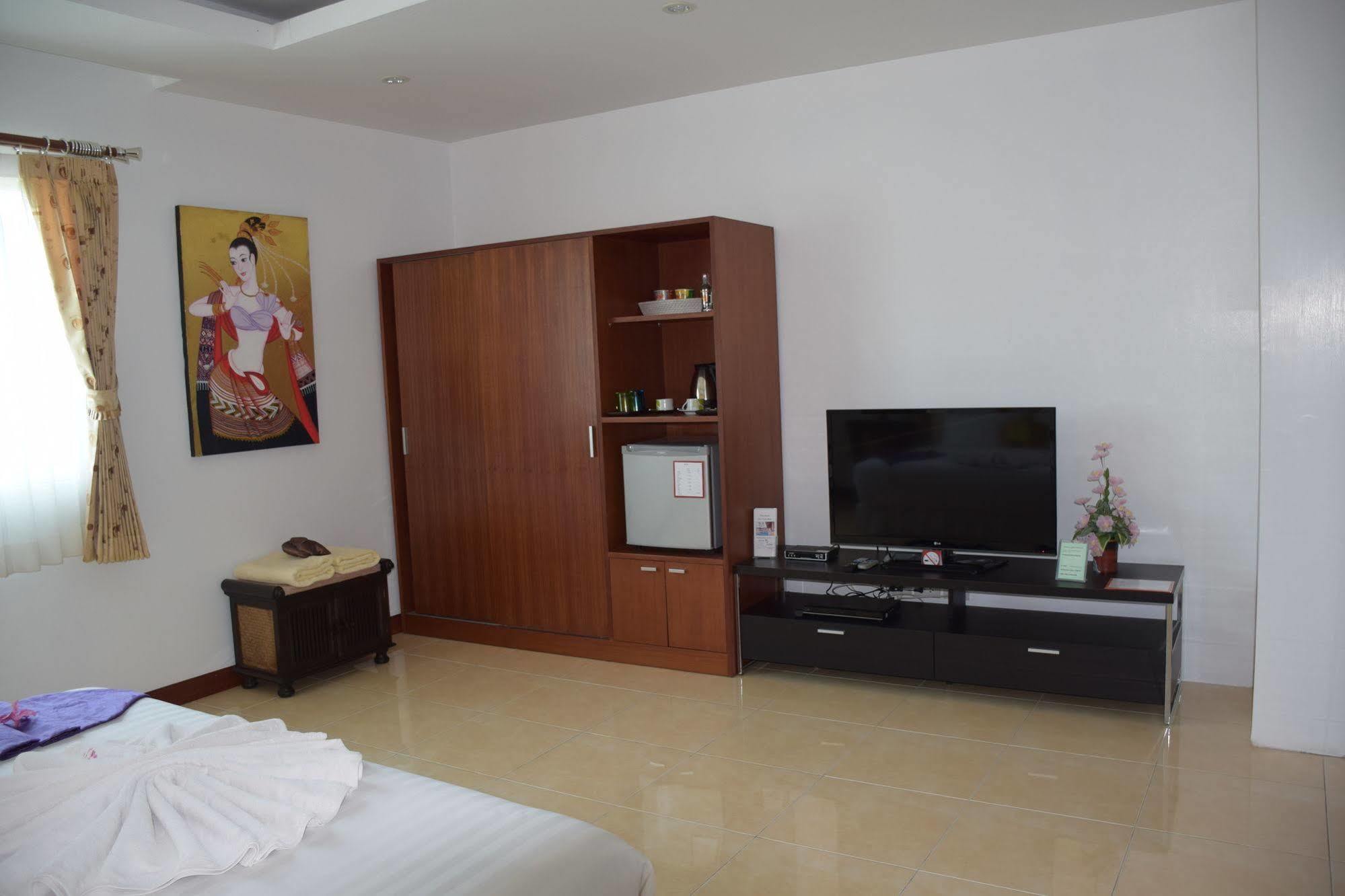 Sumali Villa Sing Buri Exterior foto